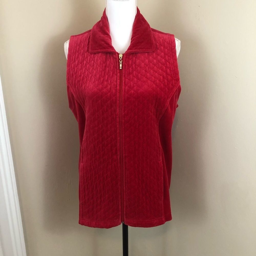 WHITE Stag quilted vest size L